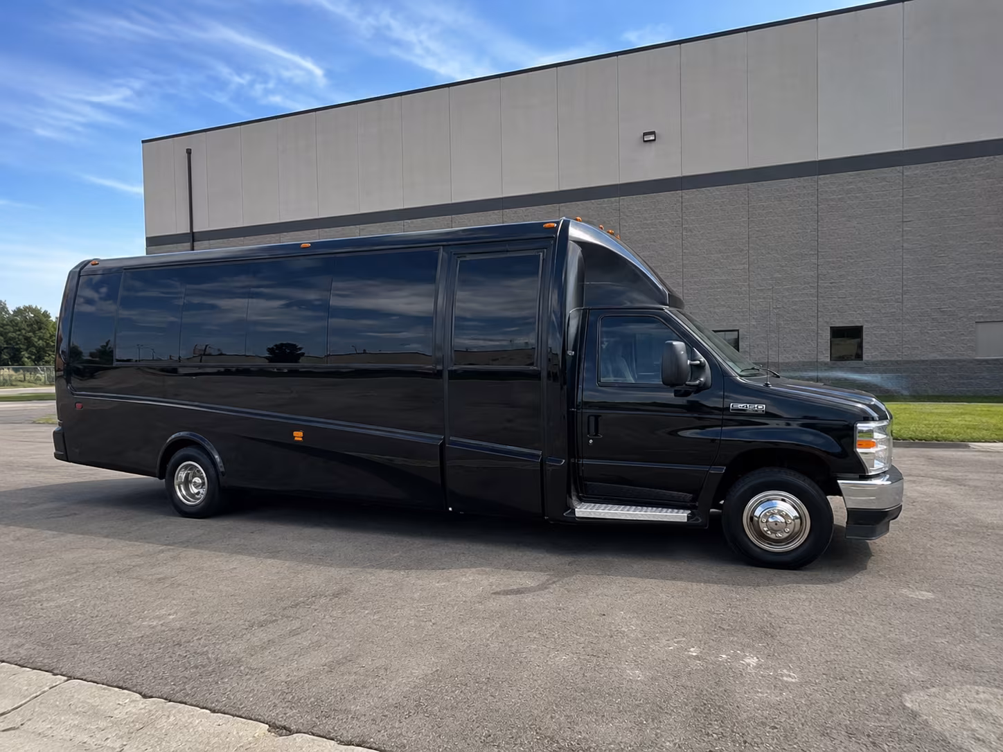 Baton Rouge Corporate Transportation party bus exterior
