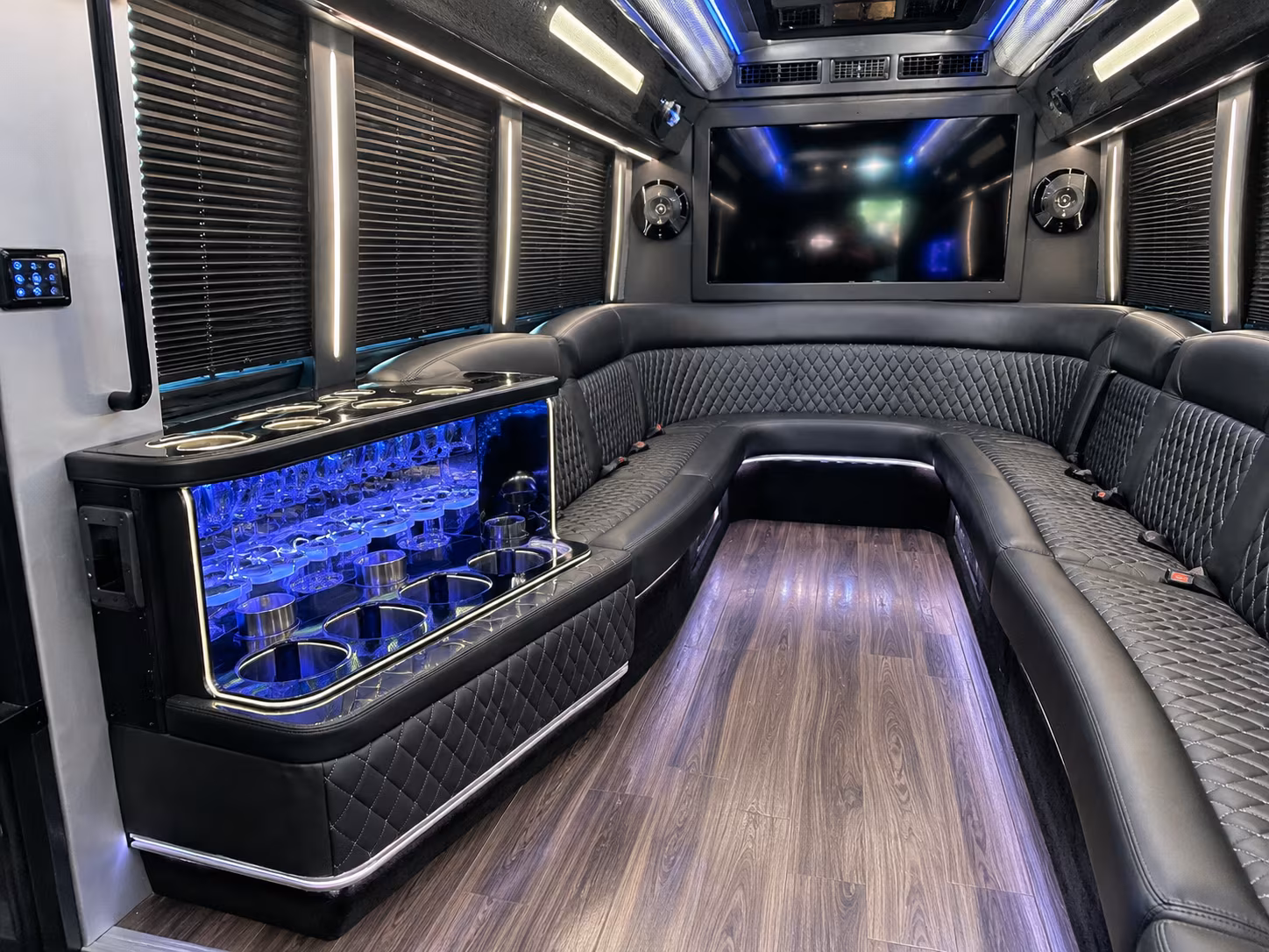 Baton Rouge Winery Tour & Pub Crawl Transportation party bus exterior
