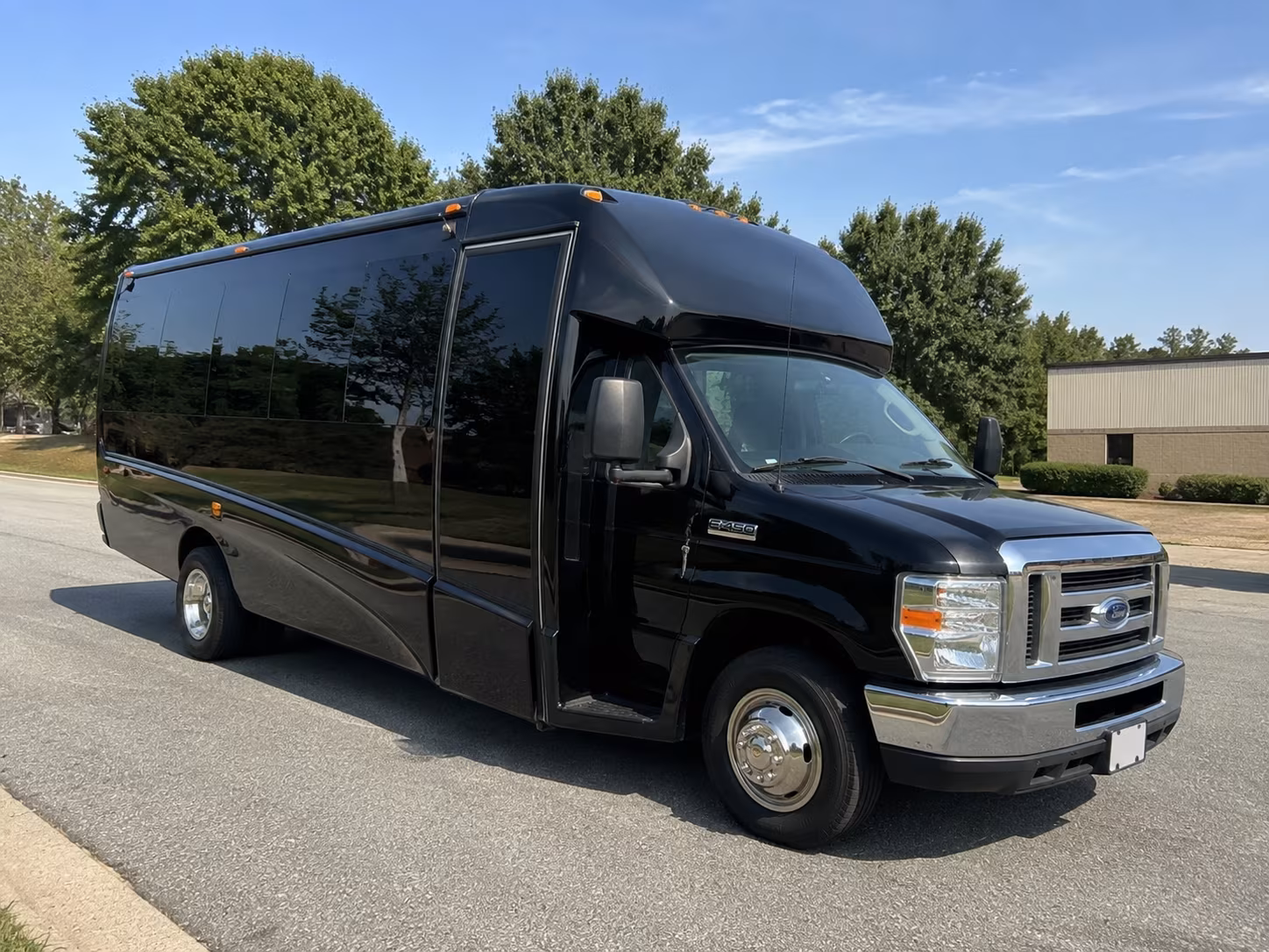 Kenner Airport Shuttles & Transportation