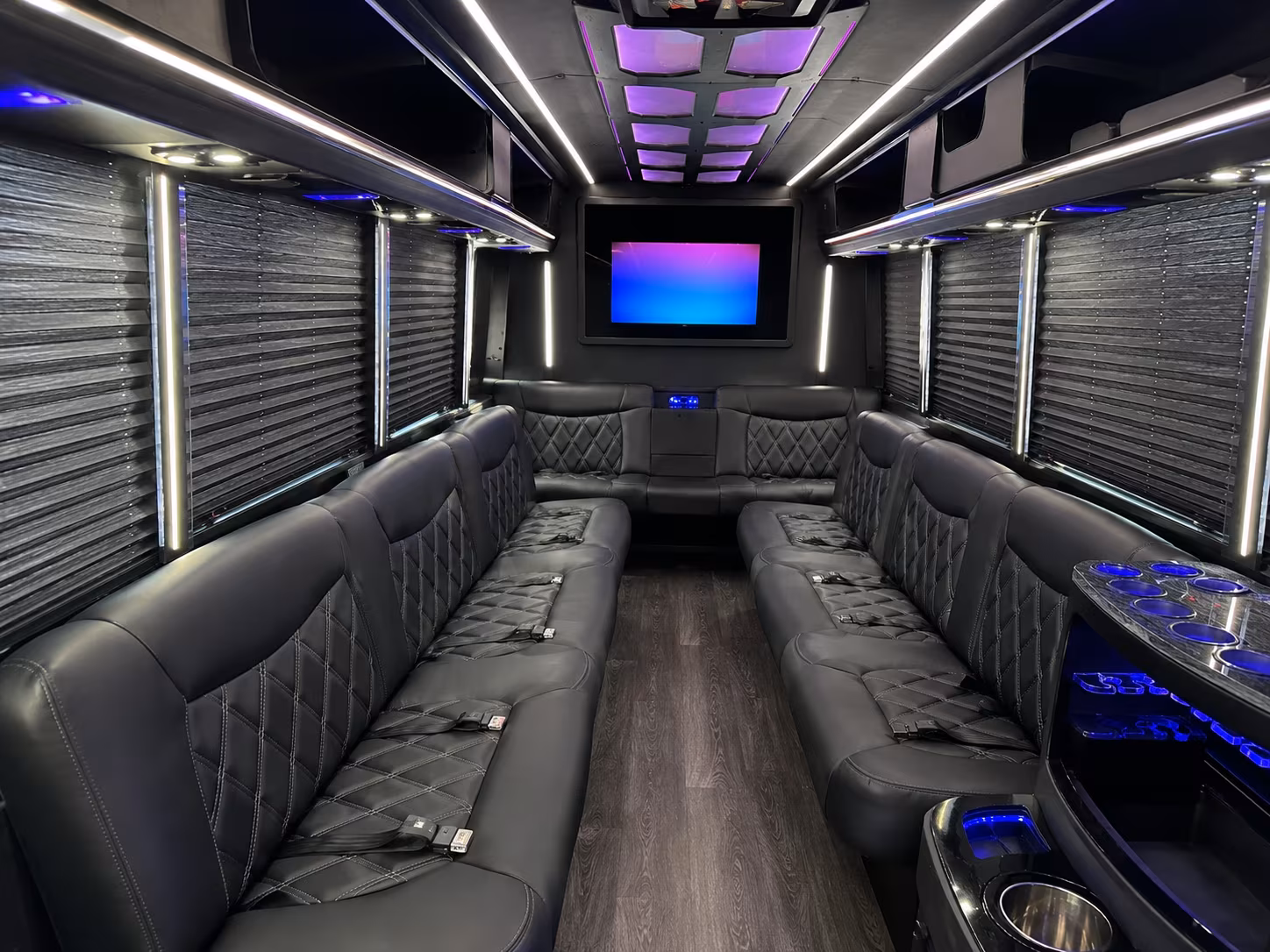 Metairie Winery Tour & Pub Crawl Transportation