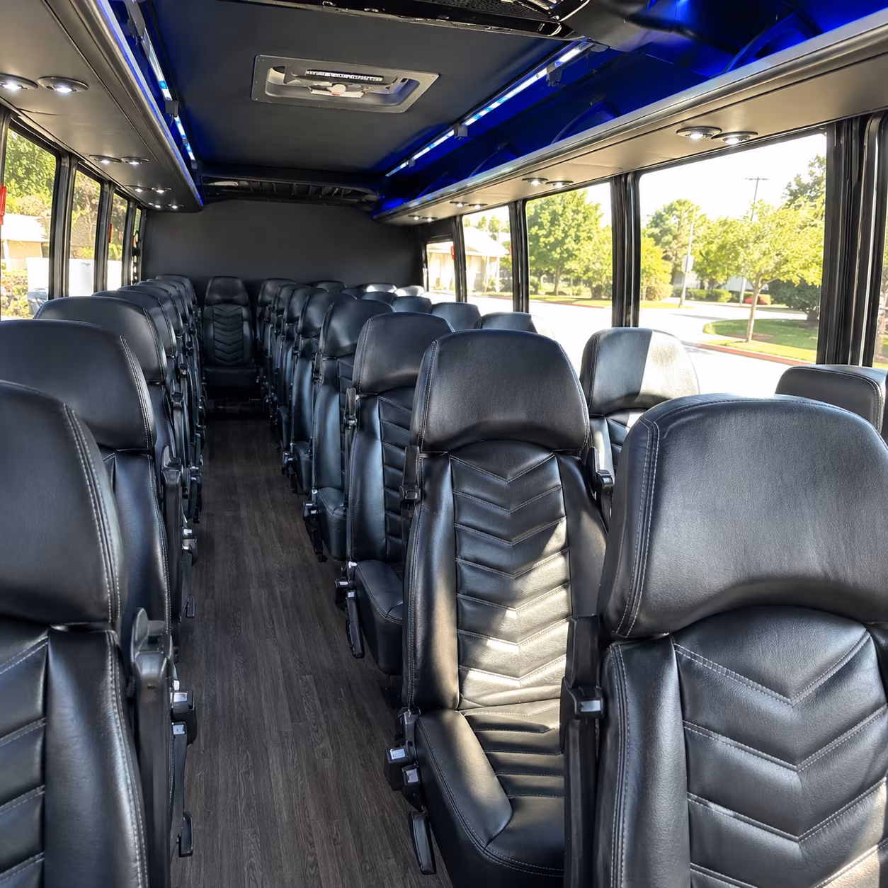New Orleans Airport Shuttles & Transportation